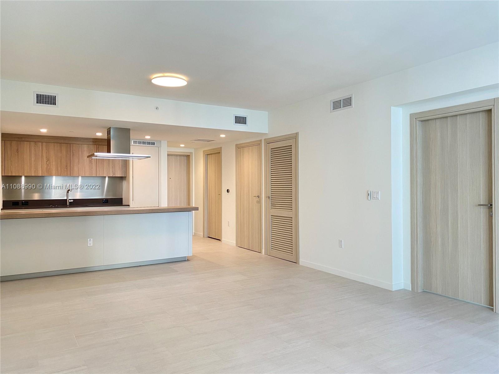 Brickell Flatiron - Residential