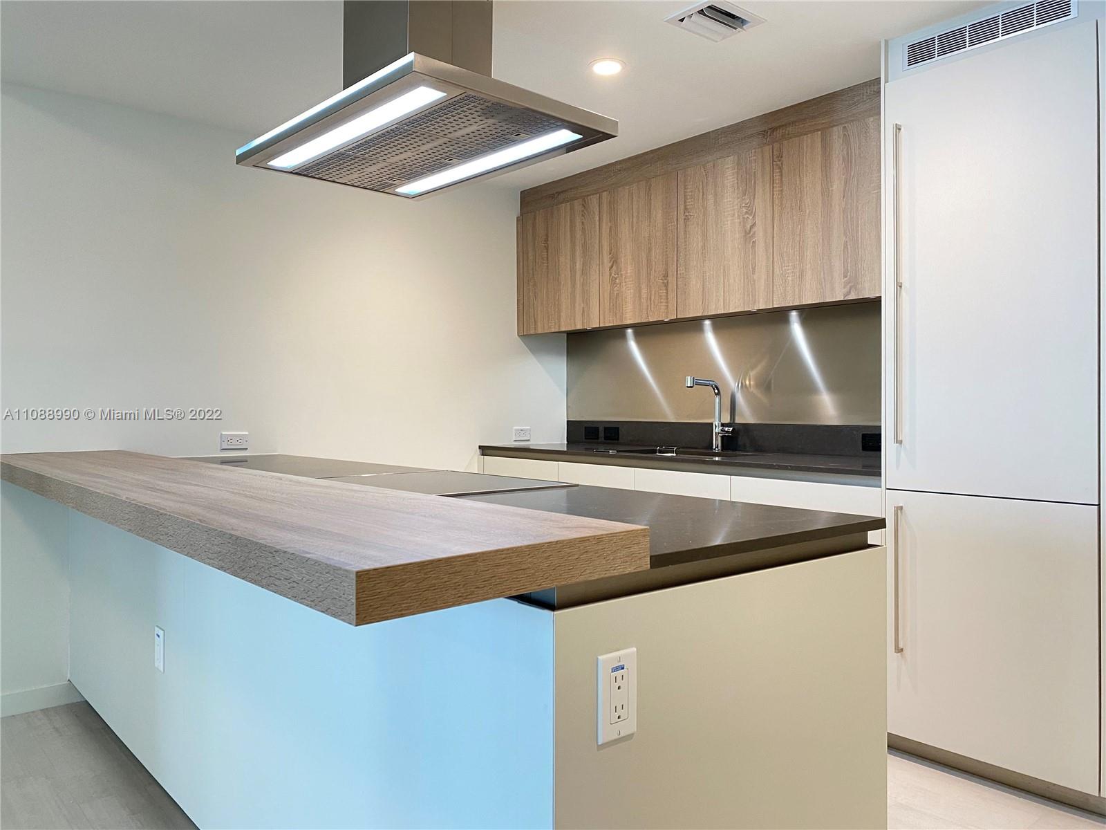 Brickell Flatiron - Residential