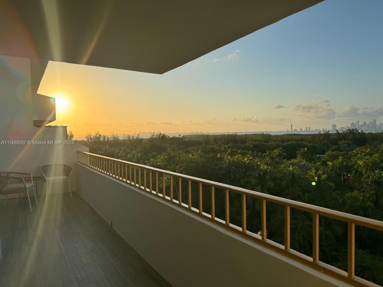 Key Biscayne, Florida 33149, United States, 1 Bedroom Bedrooms, ,2 BathroomsBathrooms,Residential,Active,60523