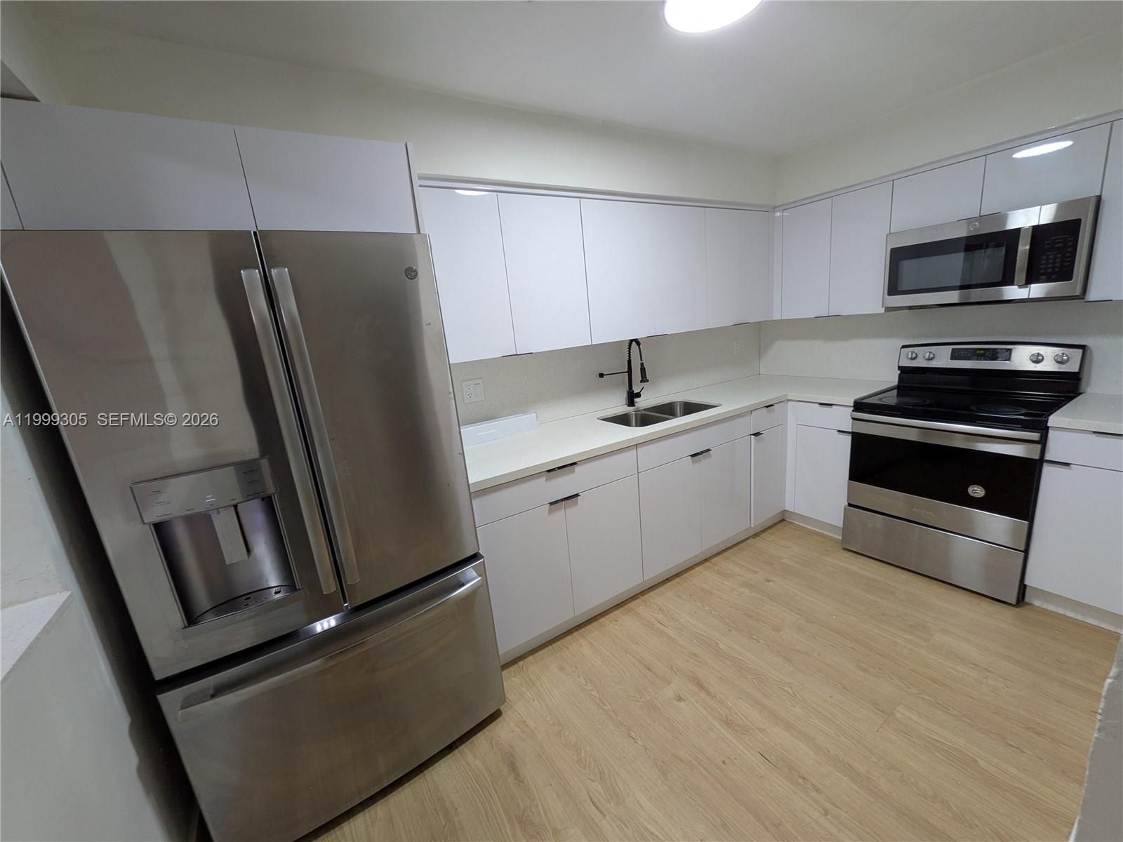 SPRINGBANK PARK - Residential