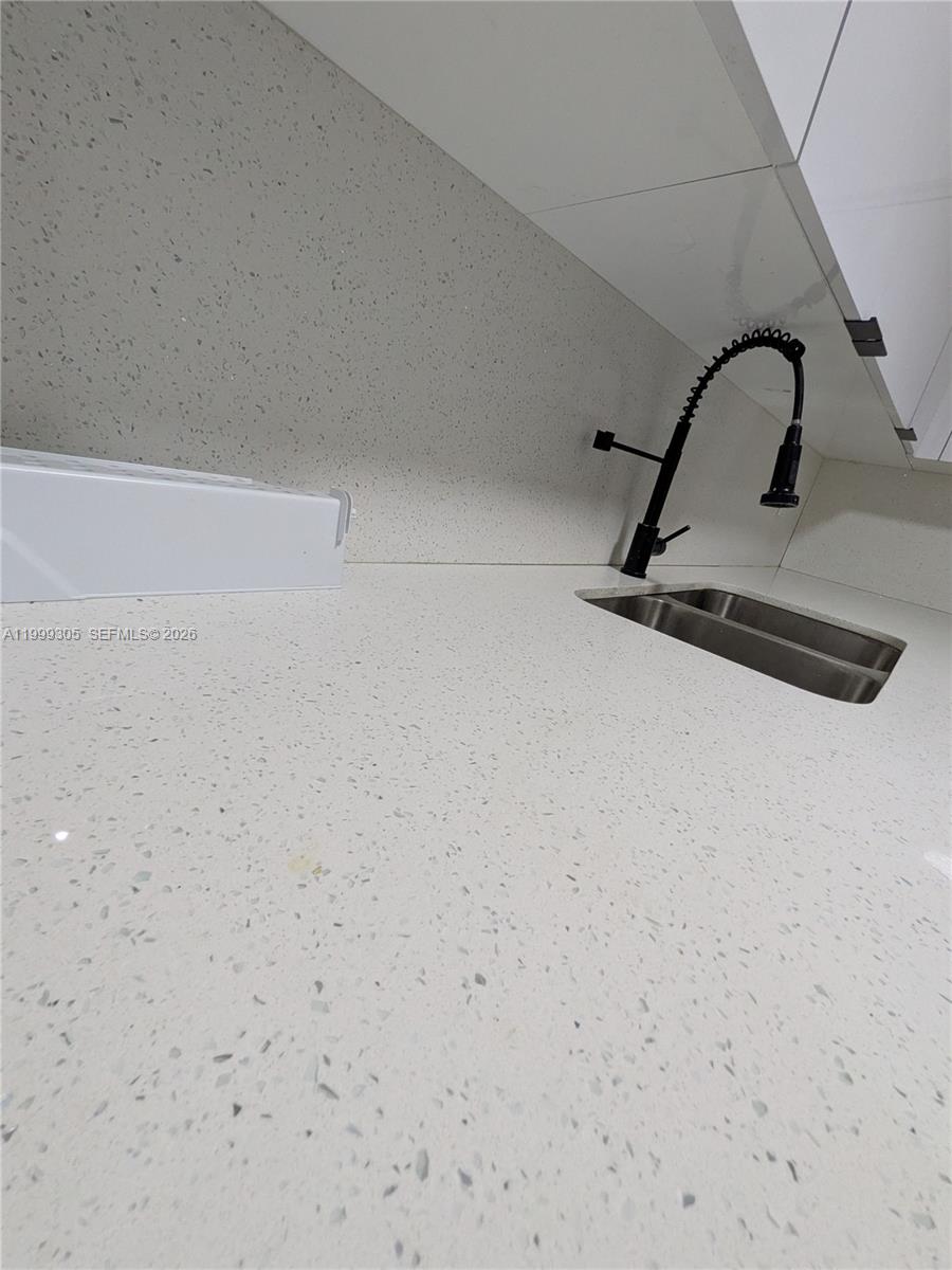 SPRINGBANK PARK - Residential