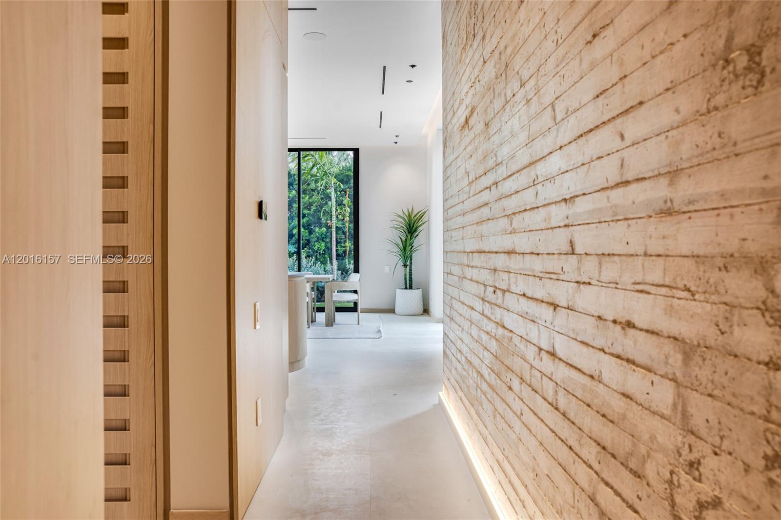 NAUTILUS EXTENSION 4TH - Residential