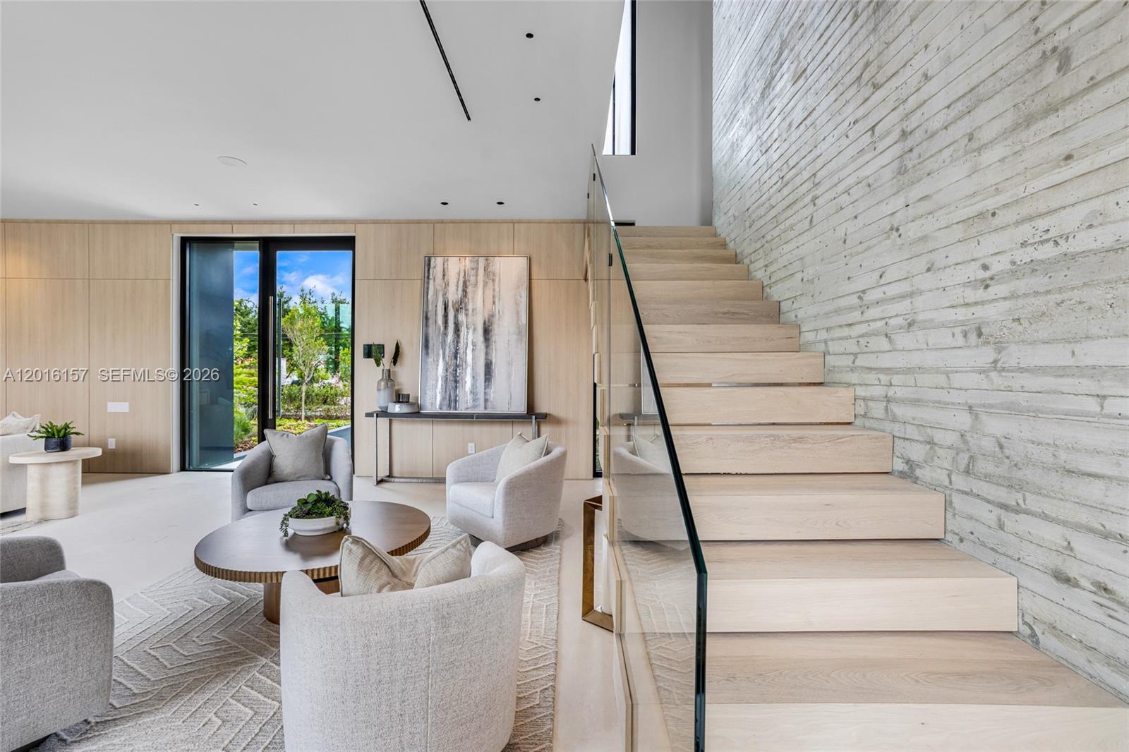 NAUTILUS EXTENSION 4TH - Residential
