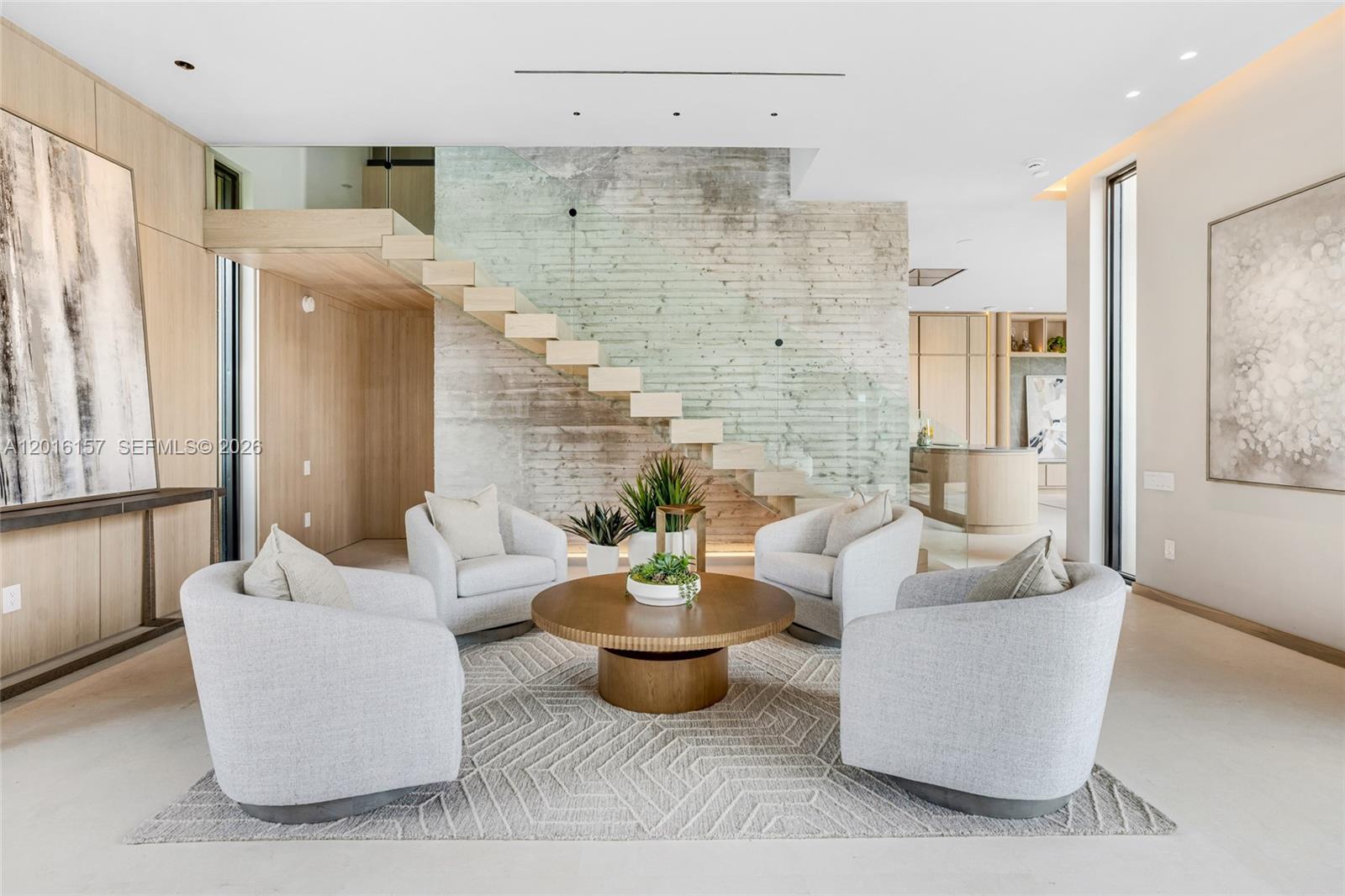 NAUTILUS EXTENSION 4TH - Residential