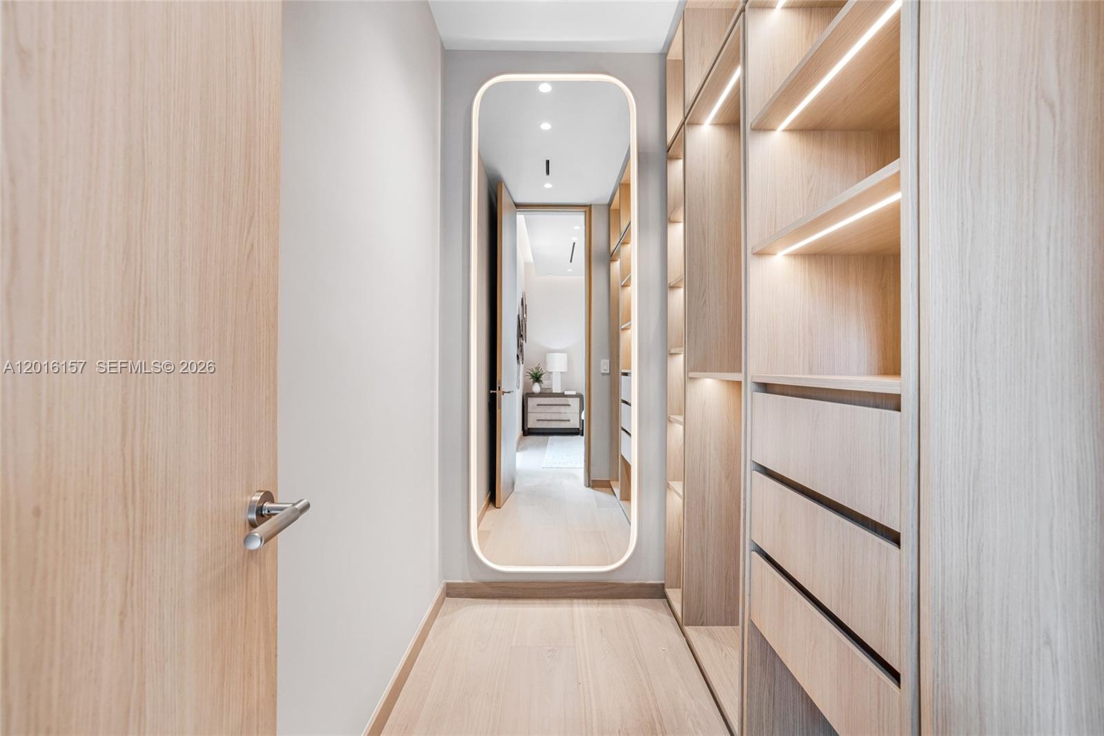 NAUTILUS EXTENSION 4TH - Residential
