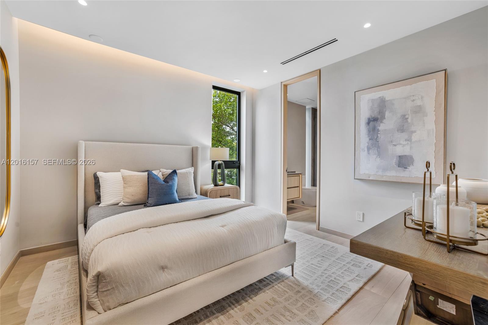 NAUTILUS EXTENSION 4TH - Residential