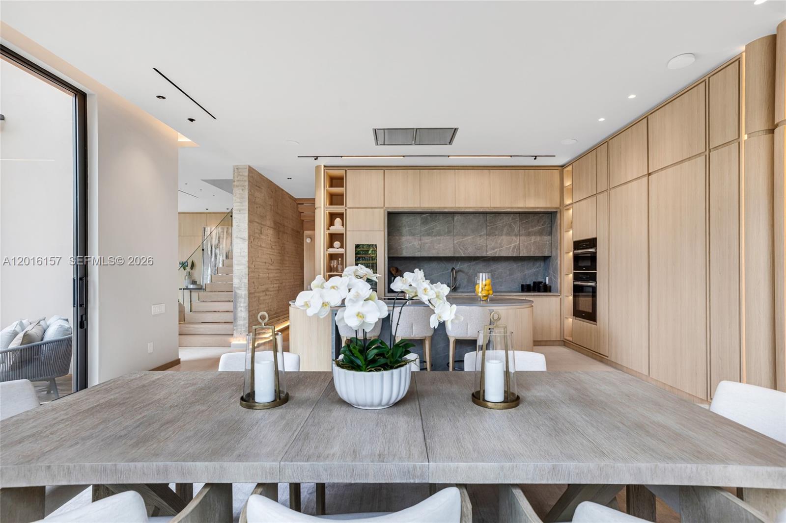 NAUTILUS EXTENSION 4TH - Residential