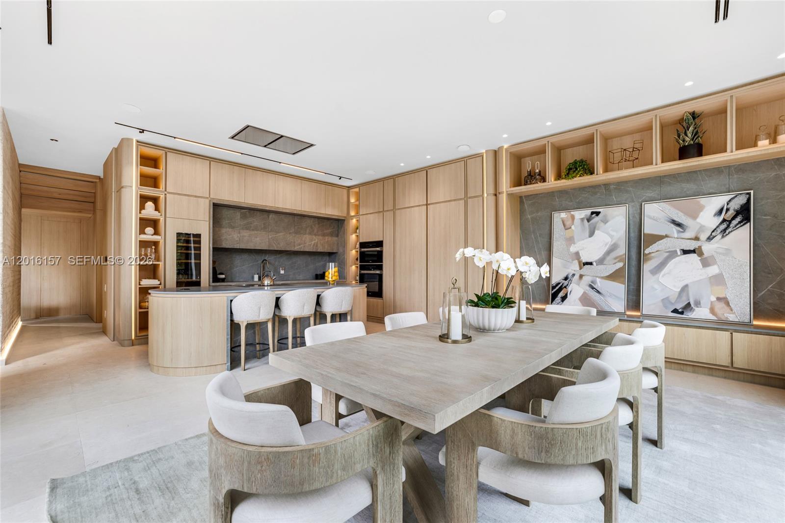 NAUTILUS EXTENSION 4TH - Residential