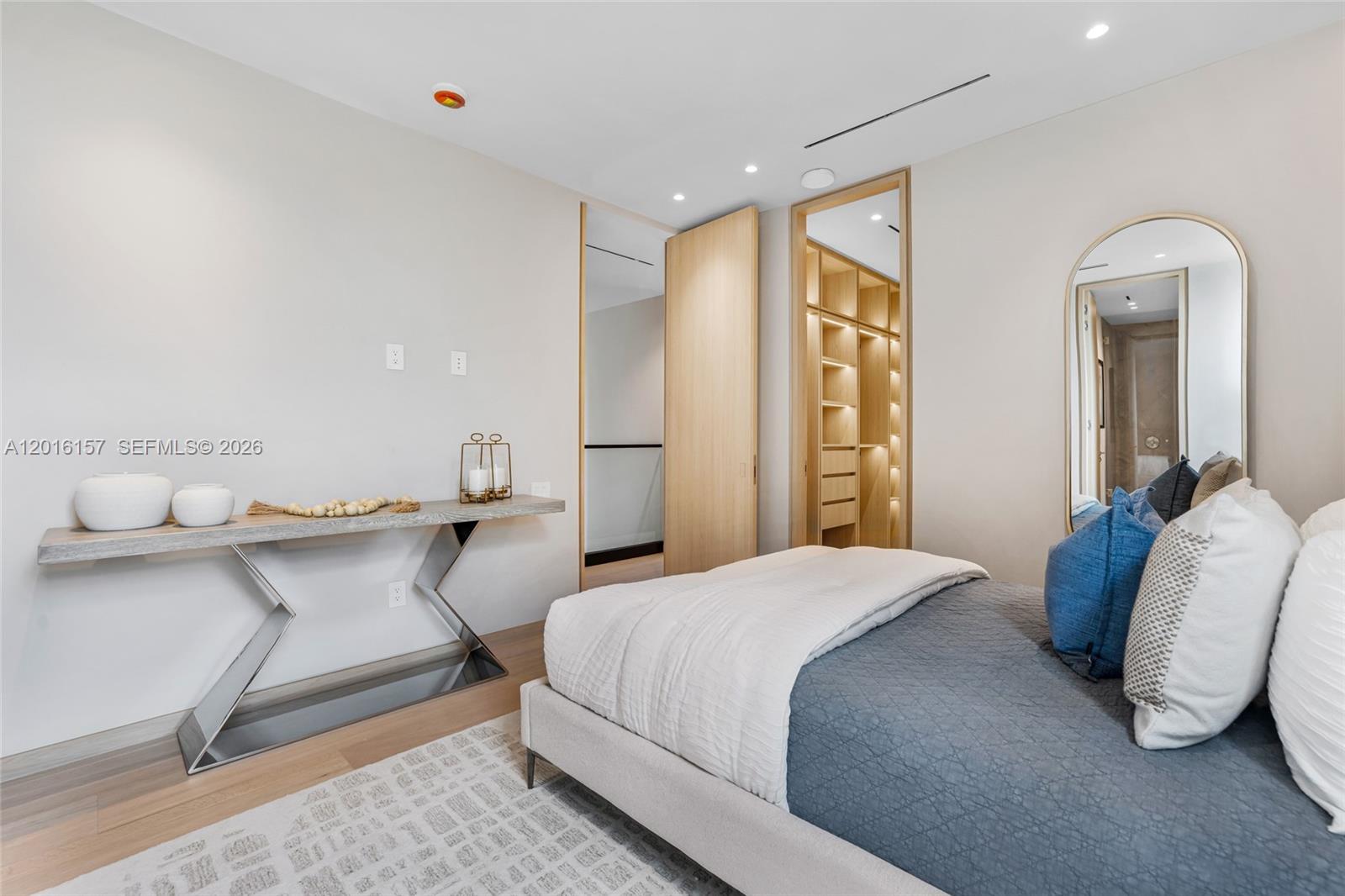 NAUTILUS EXTENSION 4TH - Residential