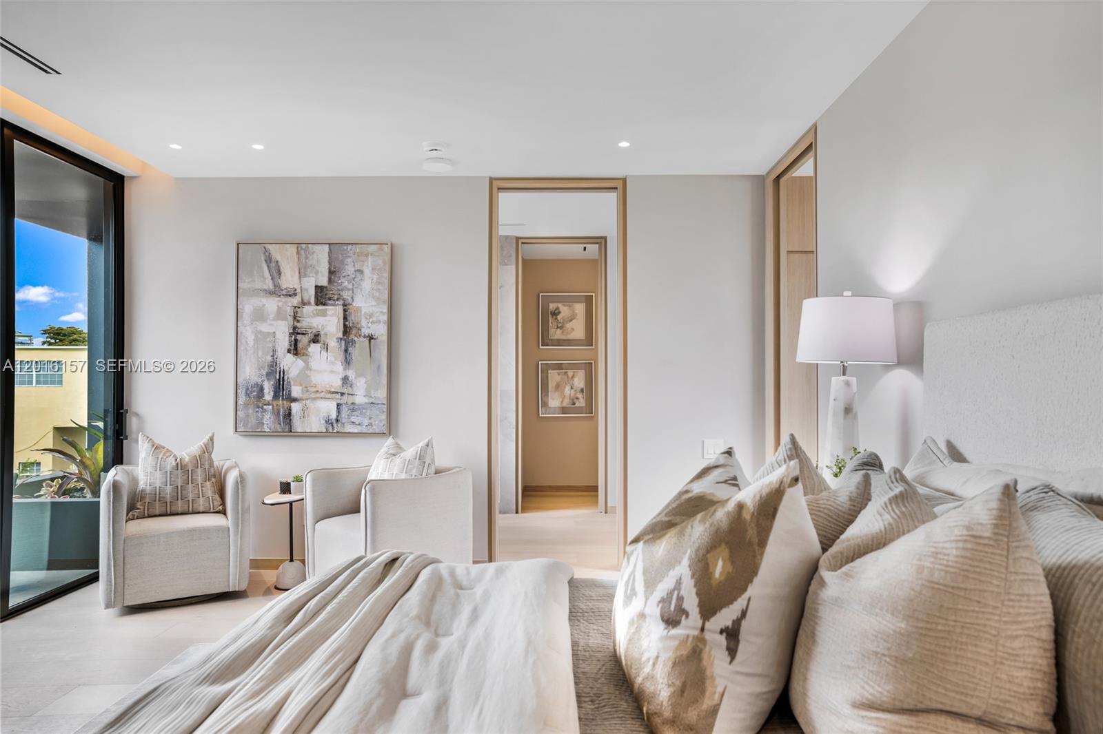 NAUTILUS EXTENSION 4TH - Residential