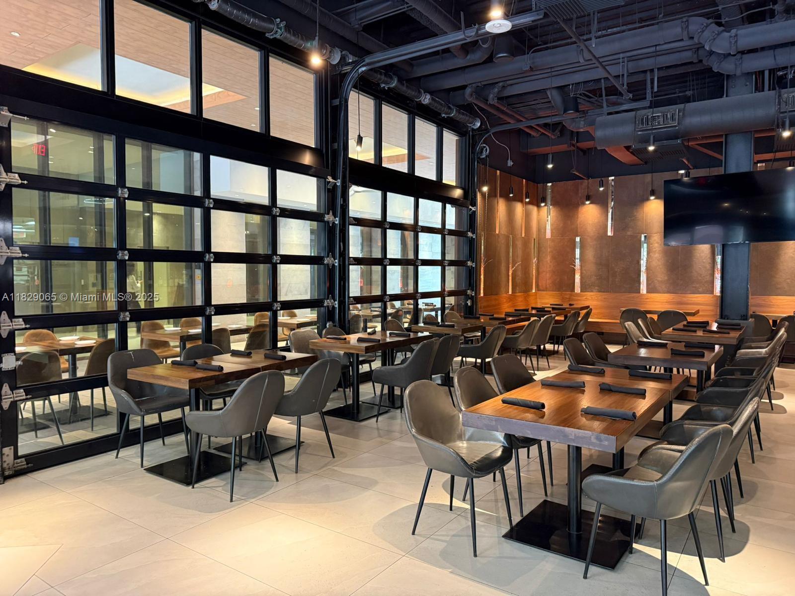 Exceptional opportunity to lease a fully built-out restaurant space in the heart of Coconut Grove, Miami’s most vibrant and walkable neighborhood. This 2,951 SF interior space is equipped with a full liquor license, making it ideal for a high-end dining concept, wine bar, or upscale café.
Price $ 1000000
Key features:
• Turn-key restaurant space
• Includes a licensed outdoor terrace perfect for al fresco dining
• Prime frontage on Grand Avenue with excellent foot traffic
• High ceilings and open layout
• Surrounded by top restaurants, boutiques, and luxury residential developments
• Fully equipped kitchen and bar infrastructure