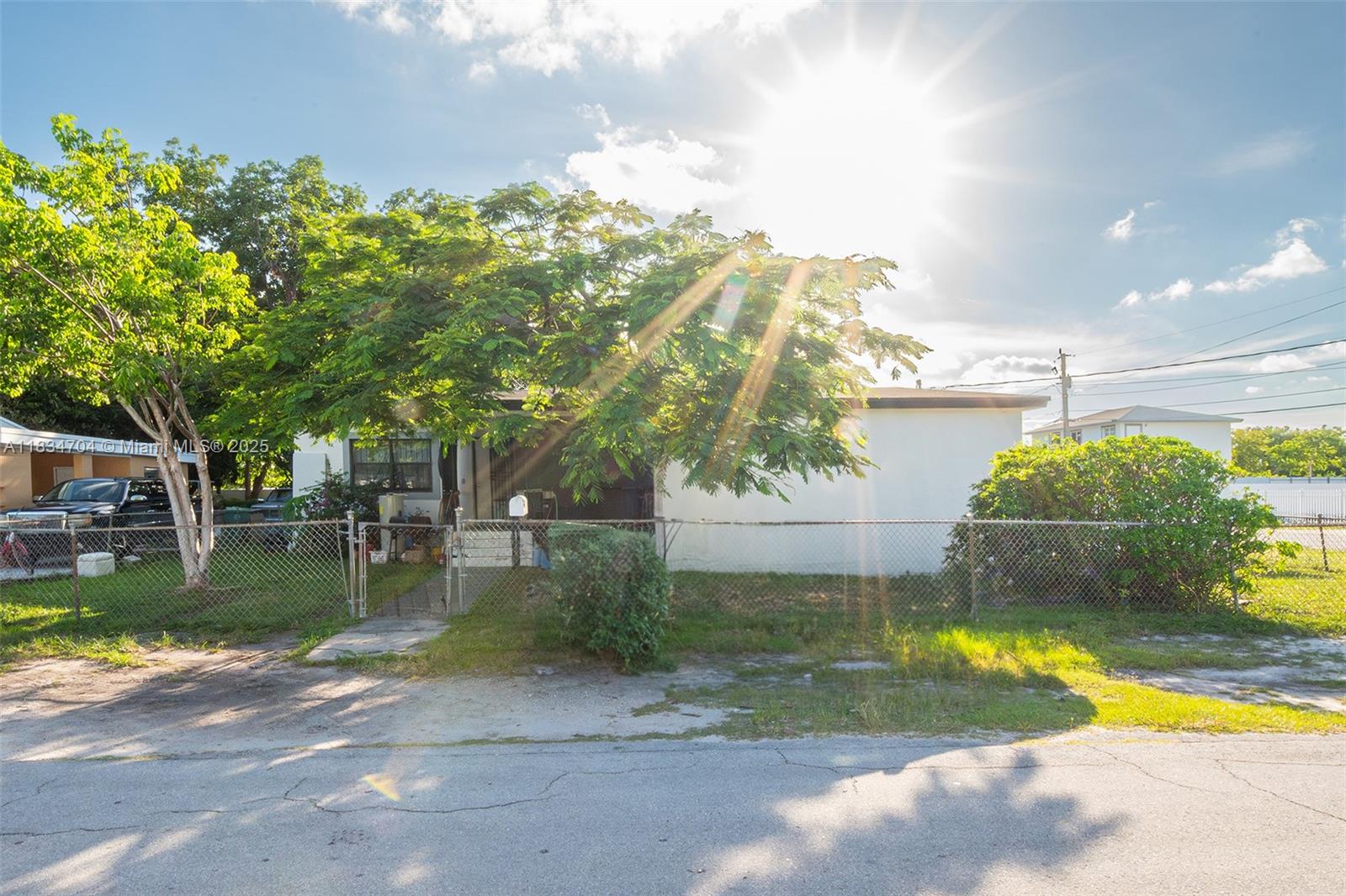 PARA VILLA HEIGHTS - Residential