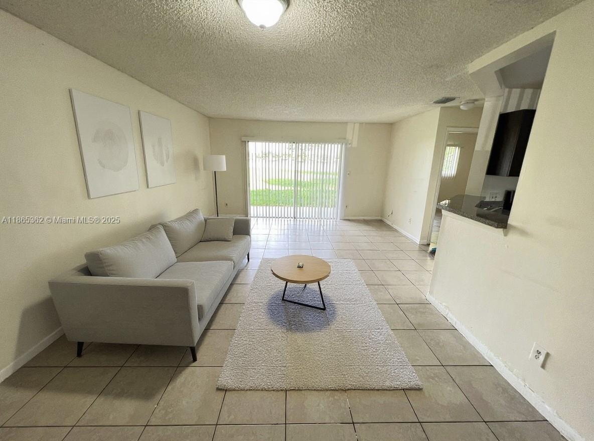 3417 NW 44th St 104