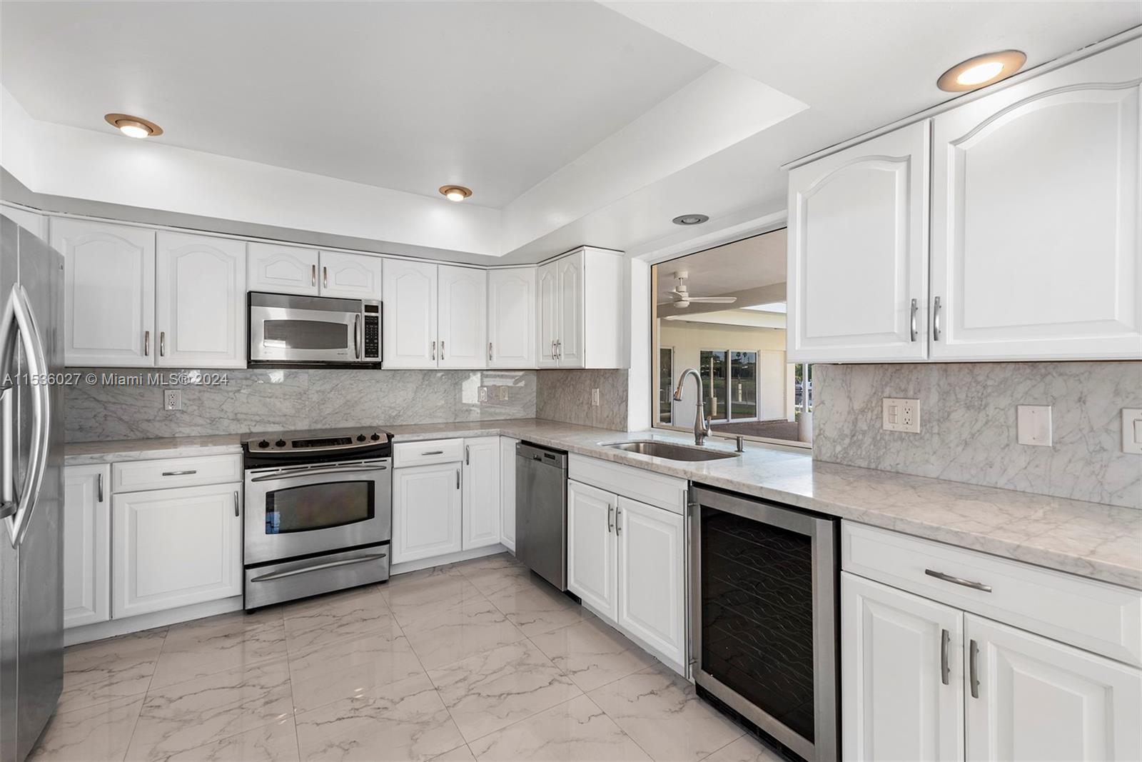 GOLDEN ISLES - Residential