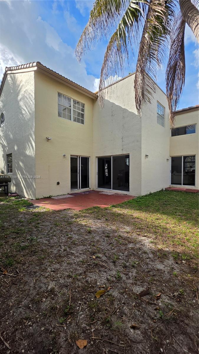 CHANTARELLE AT THE HAMMOC - Residential Lease