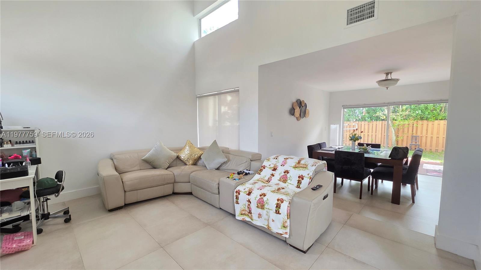 CHANTARELLE AT THE HAMMOC - Residential Lease