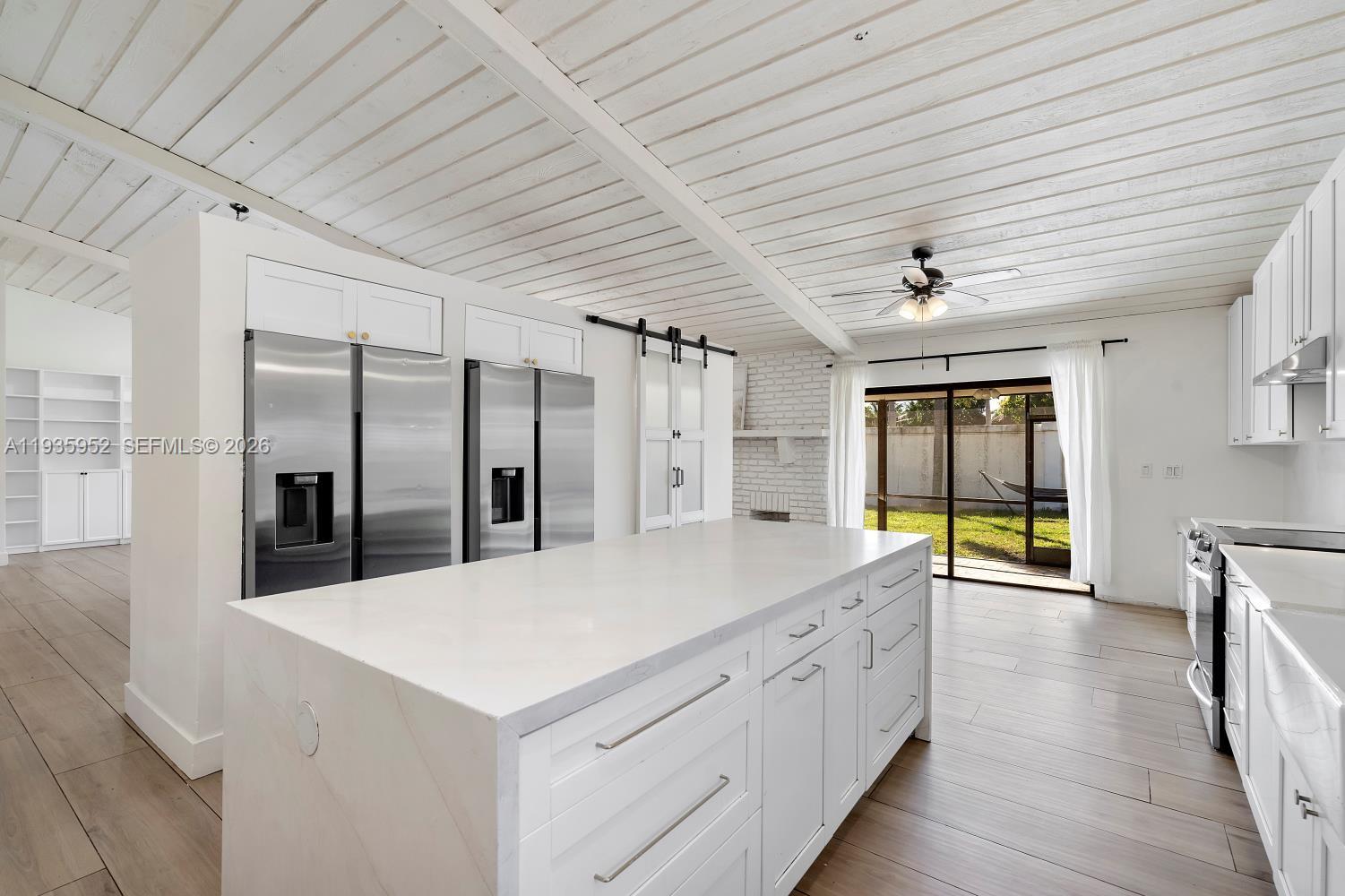 BOULEVARD EAST - Residential