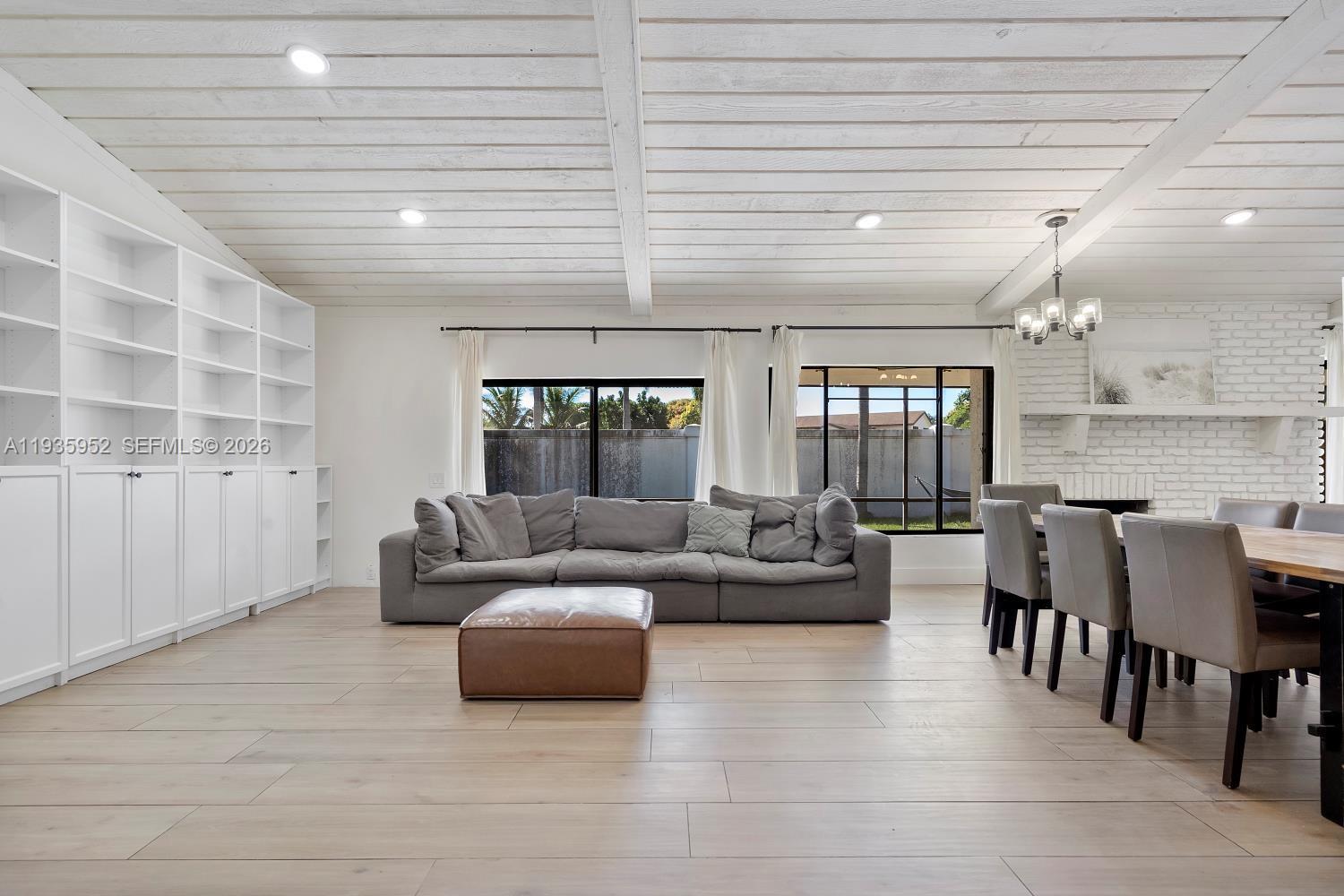 BOULEVARD EAST - Residential