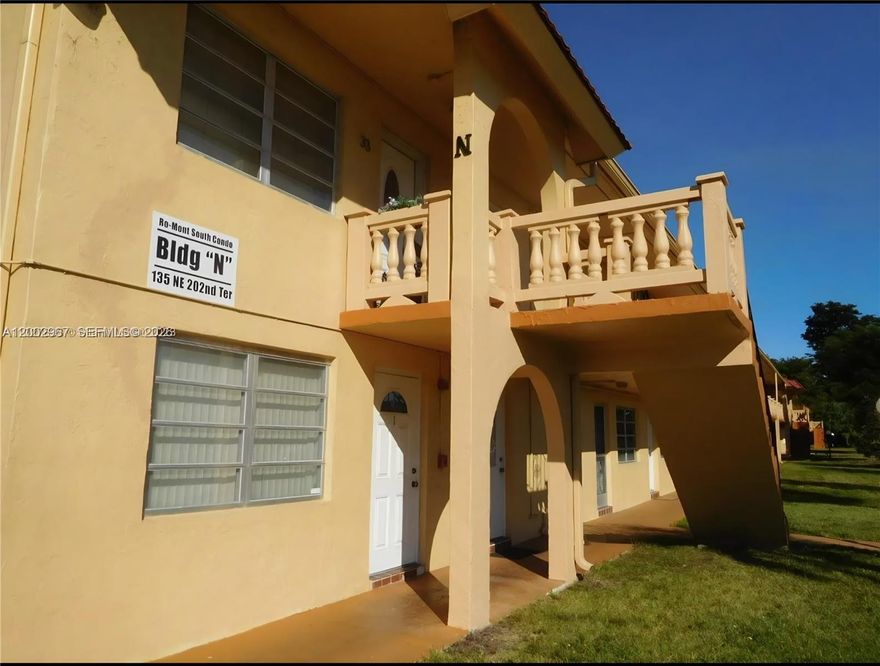 CHARMING AND COZY, 1 BEDROOM 1 BATH FIRST FLOOR UNIT LOCATED IN THE 55+ COMMUNITY OF RO-MONT SOUTH. THIS UNIT HAS BEEN FRESHLY PAINTED WITH TILE FLOORS AND GAS STOVE. NO STAIRS TO CLIMB! DON'T MISS OUT LIVING IN THIS QUIET SENIOR COMMUNITY. NO PETS ALLOWED.