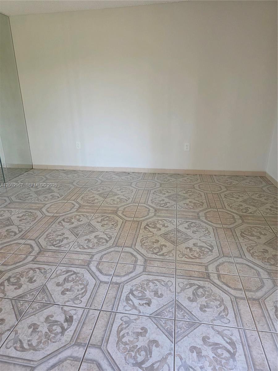 RO-MONT SOUTH CONDO MNPQ - Residential