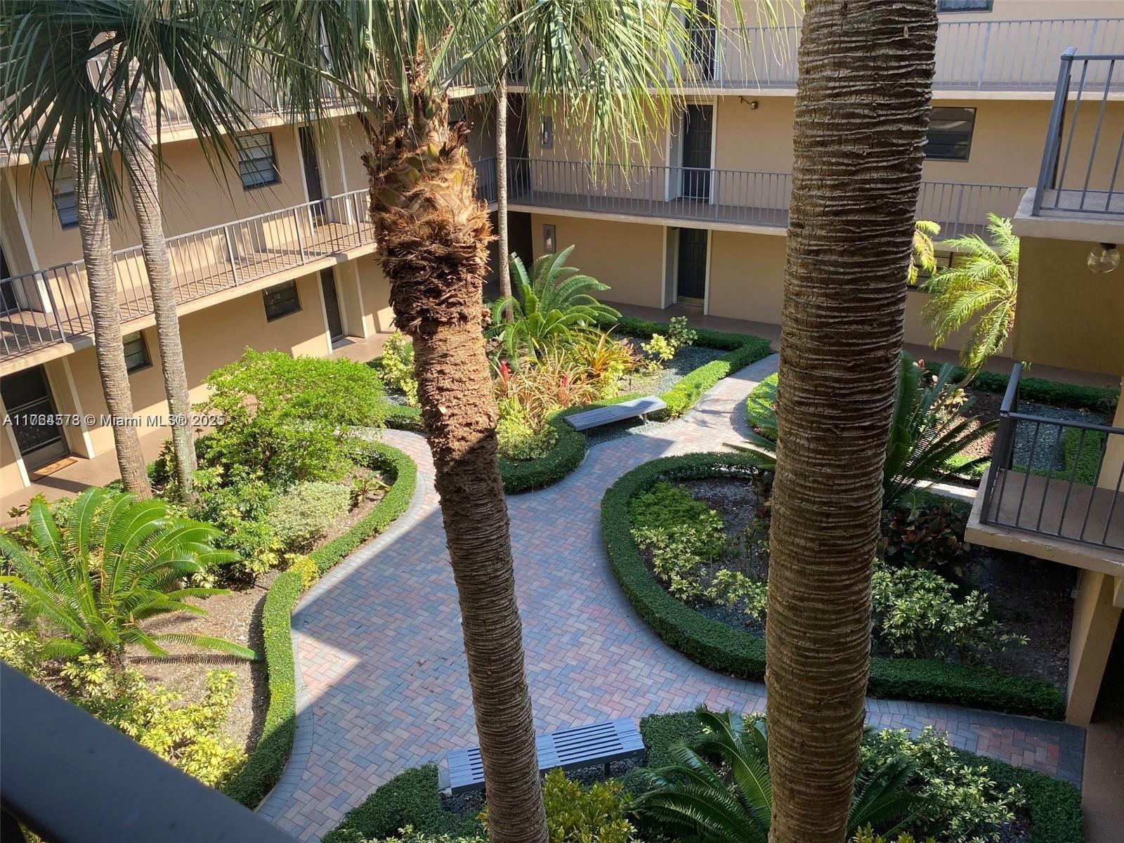 Rental Property at 10525 Sw 112th Ave 212, Miami, Broward County, Florida - Bedrooms: 1 
Bathrooms: 2  - $1,900 MO.