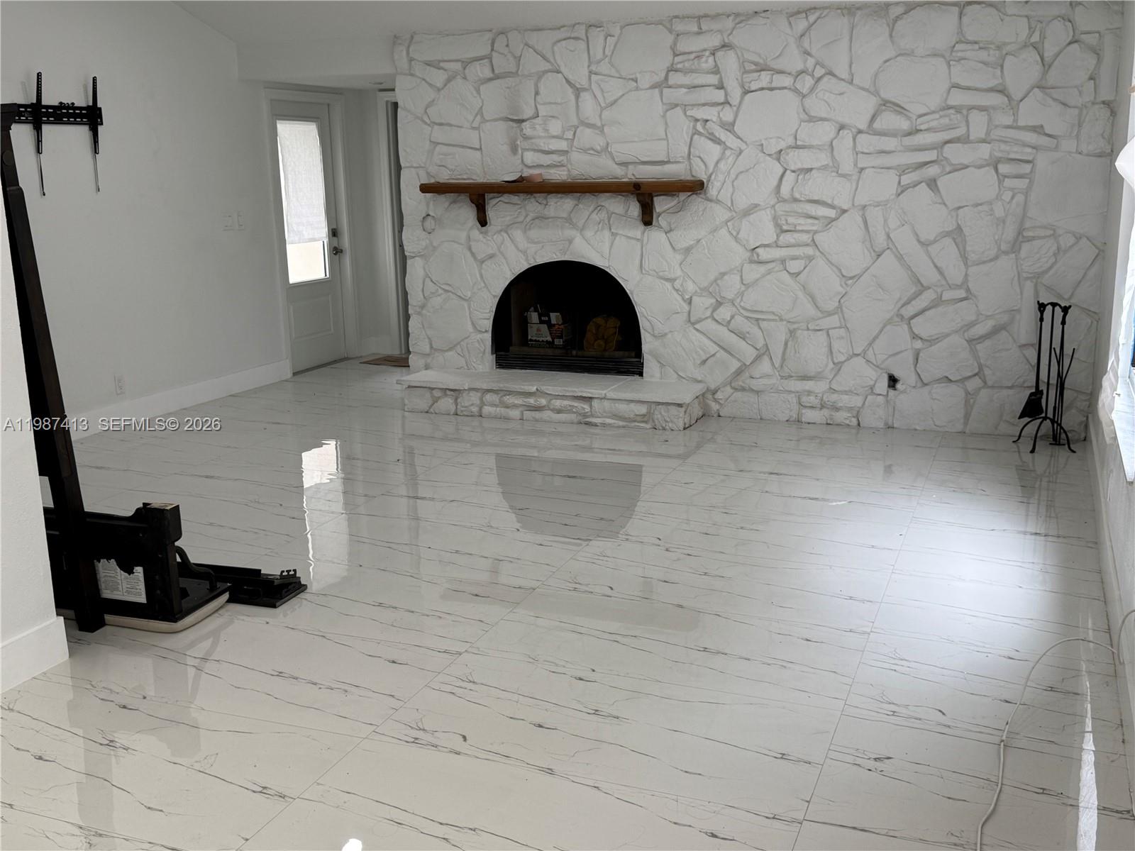 WOODSTOCK ADD 1 - Residential Lease