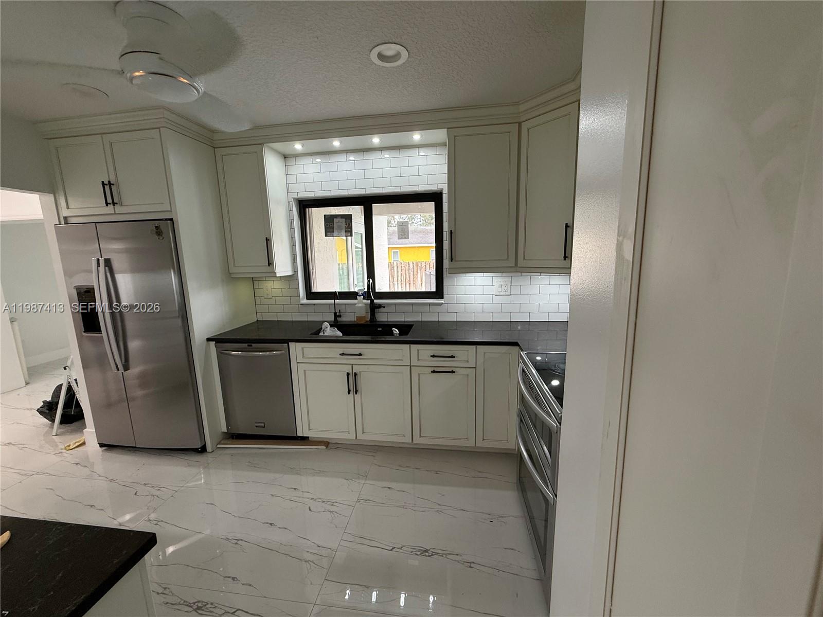 WOODSTOCK ADD 1 - Residential Lease