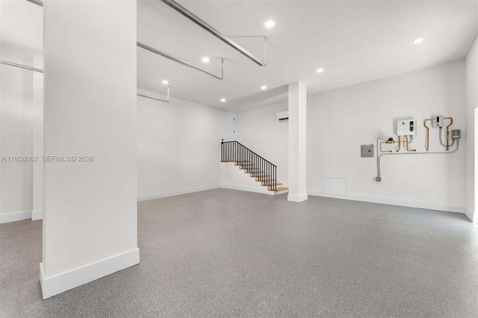 CORAL BAY SEC B - Residential