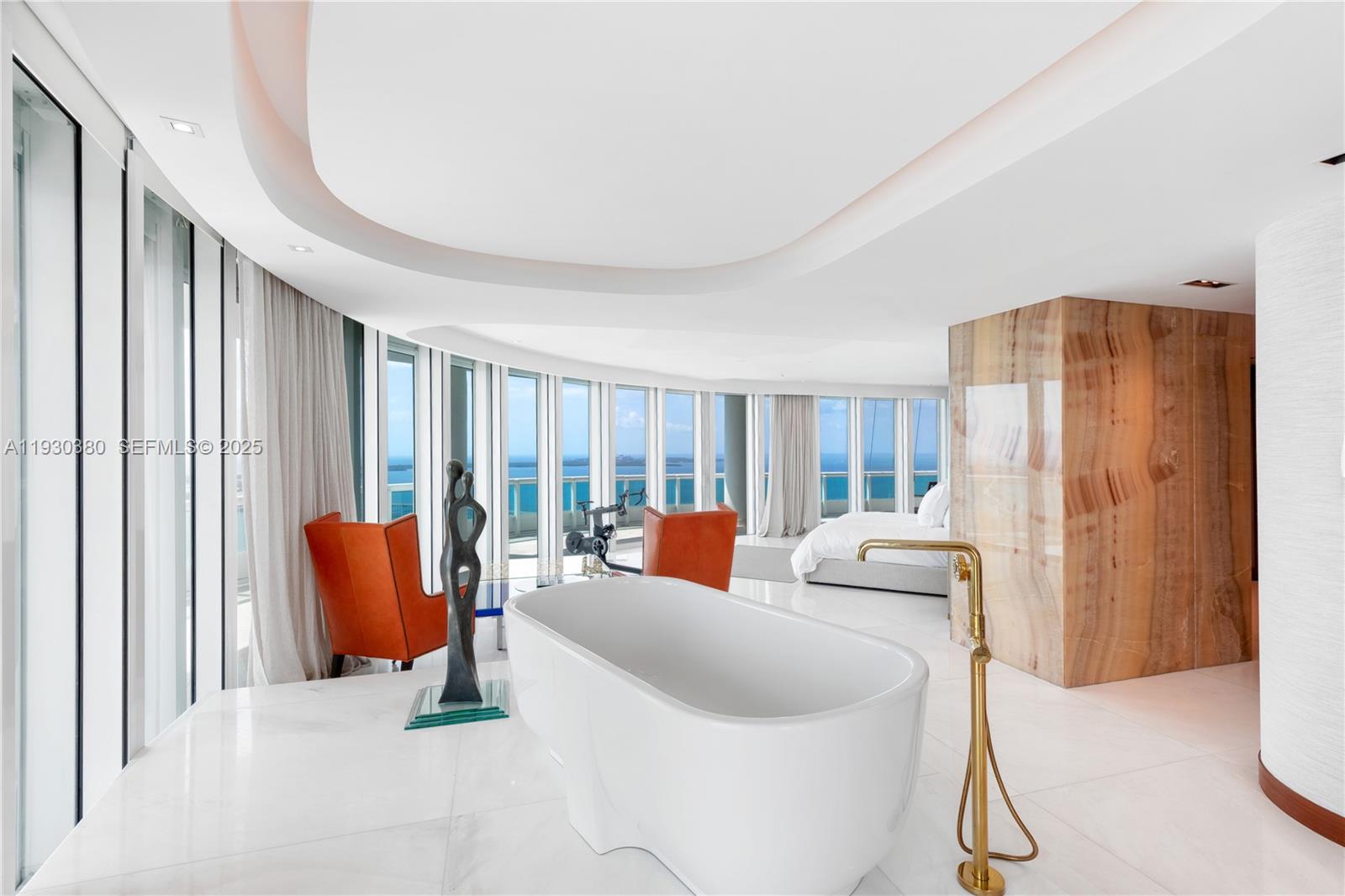 SANTA MARIA CONDO - Residential