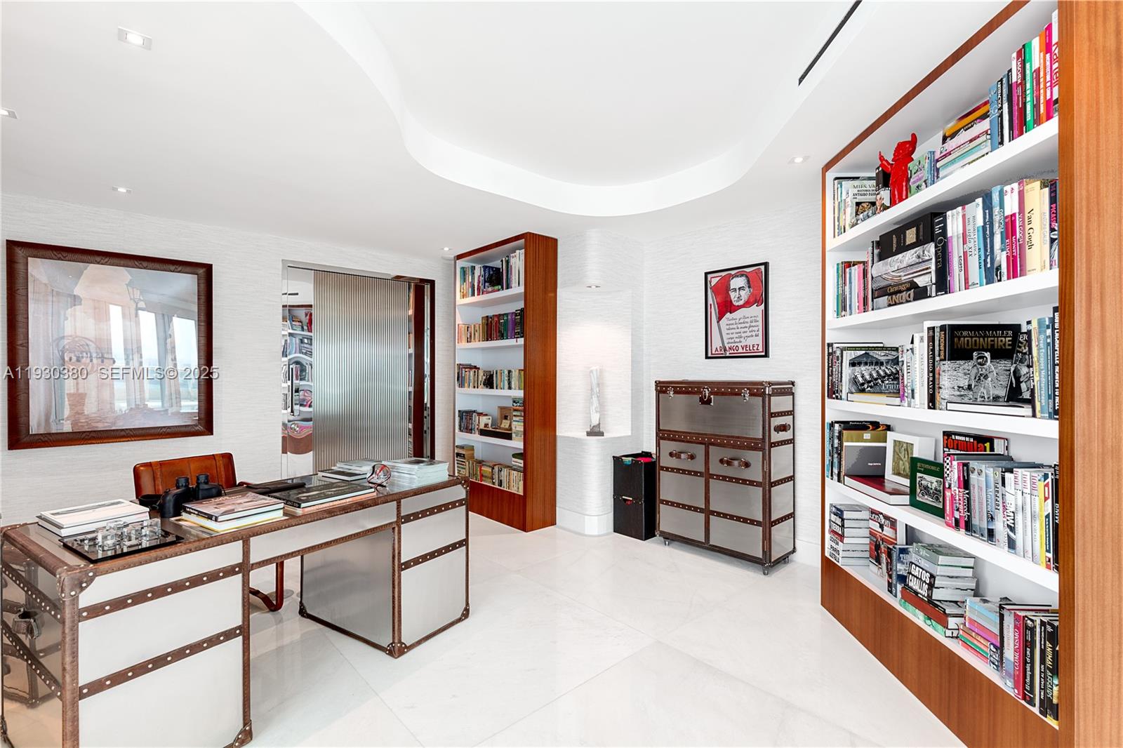 SANTA MARIA CONDO - Residential