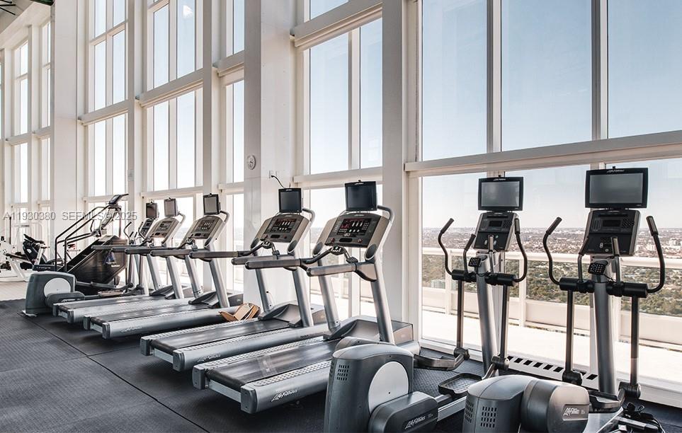 SANTA MARIA CONDO - Residential