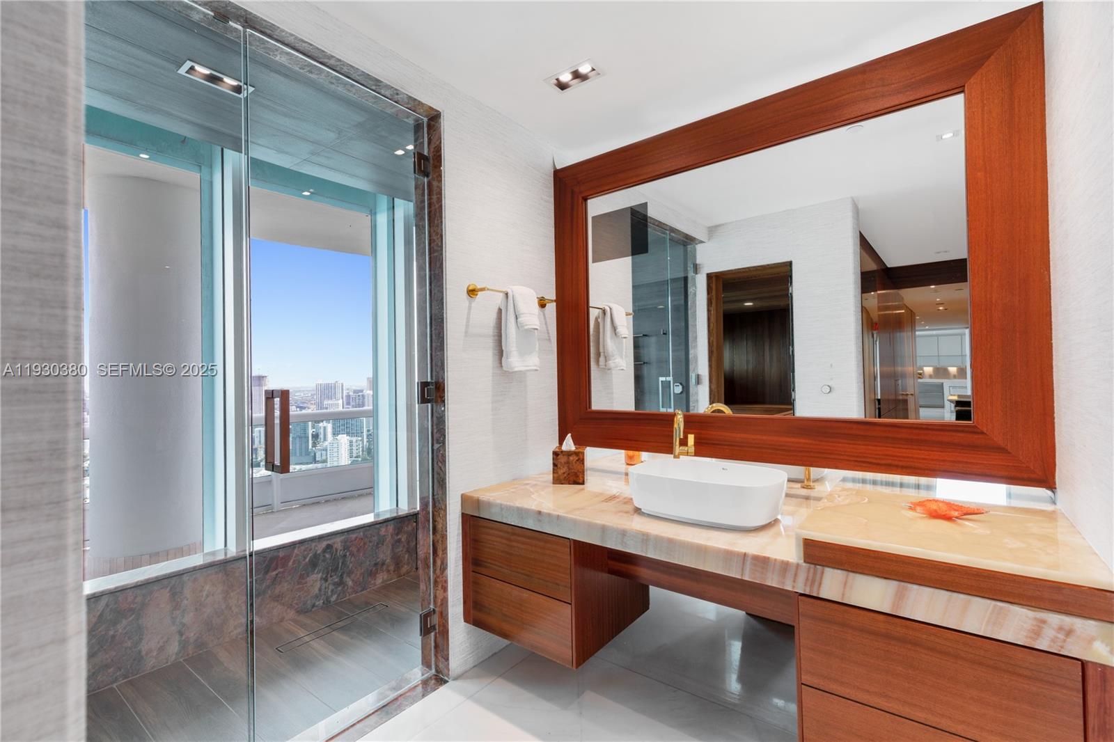 SANTA MARIA CONDO - Residential