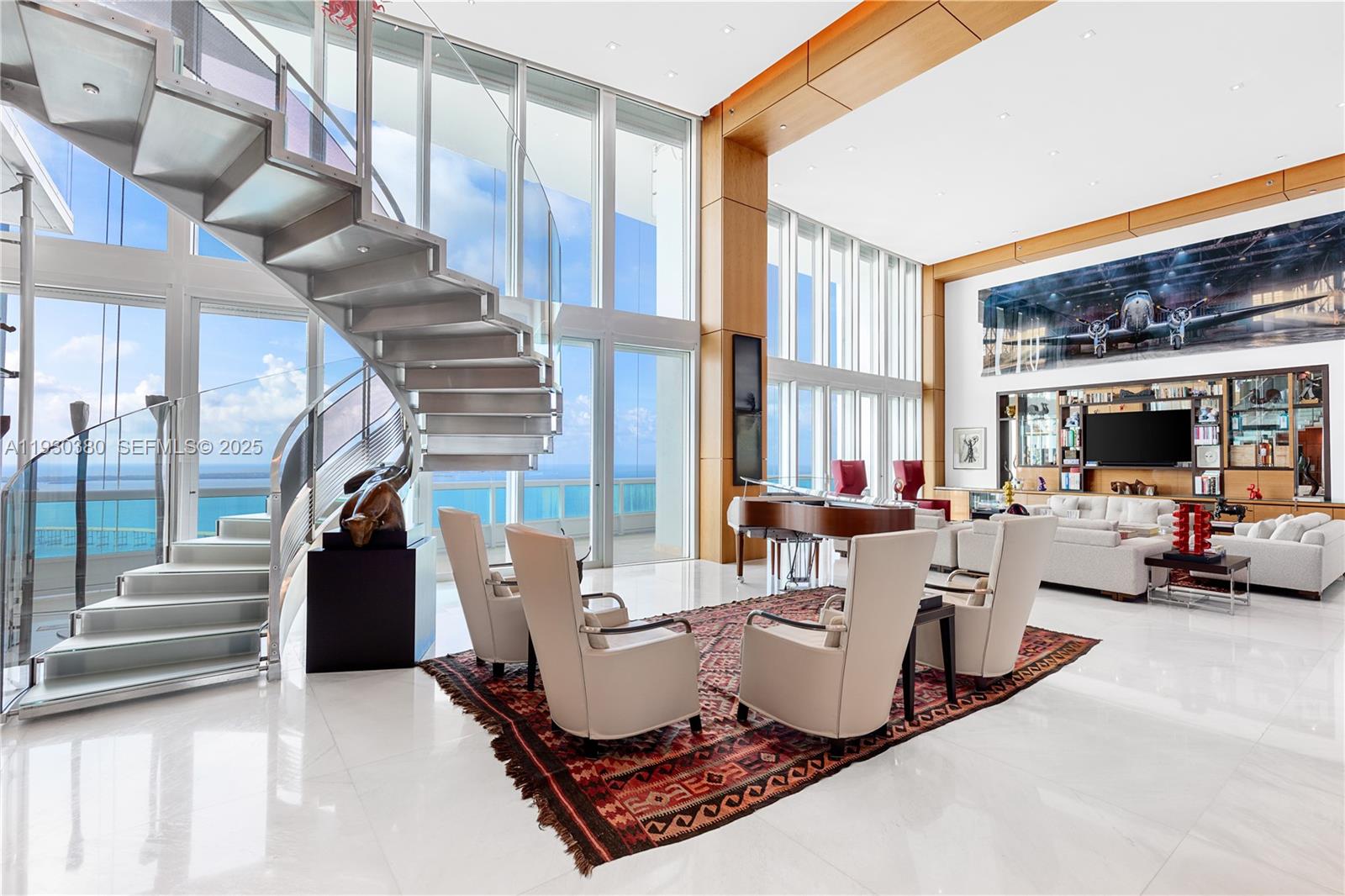 SANTA MARIA CONDO - Residential