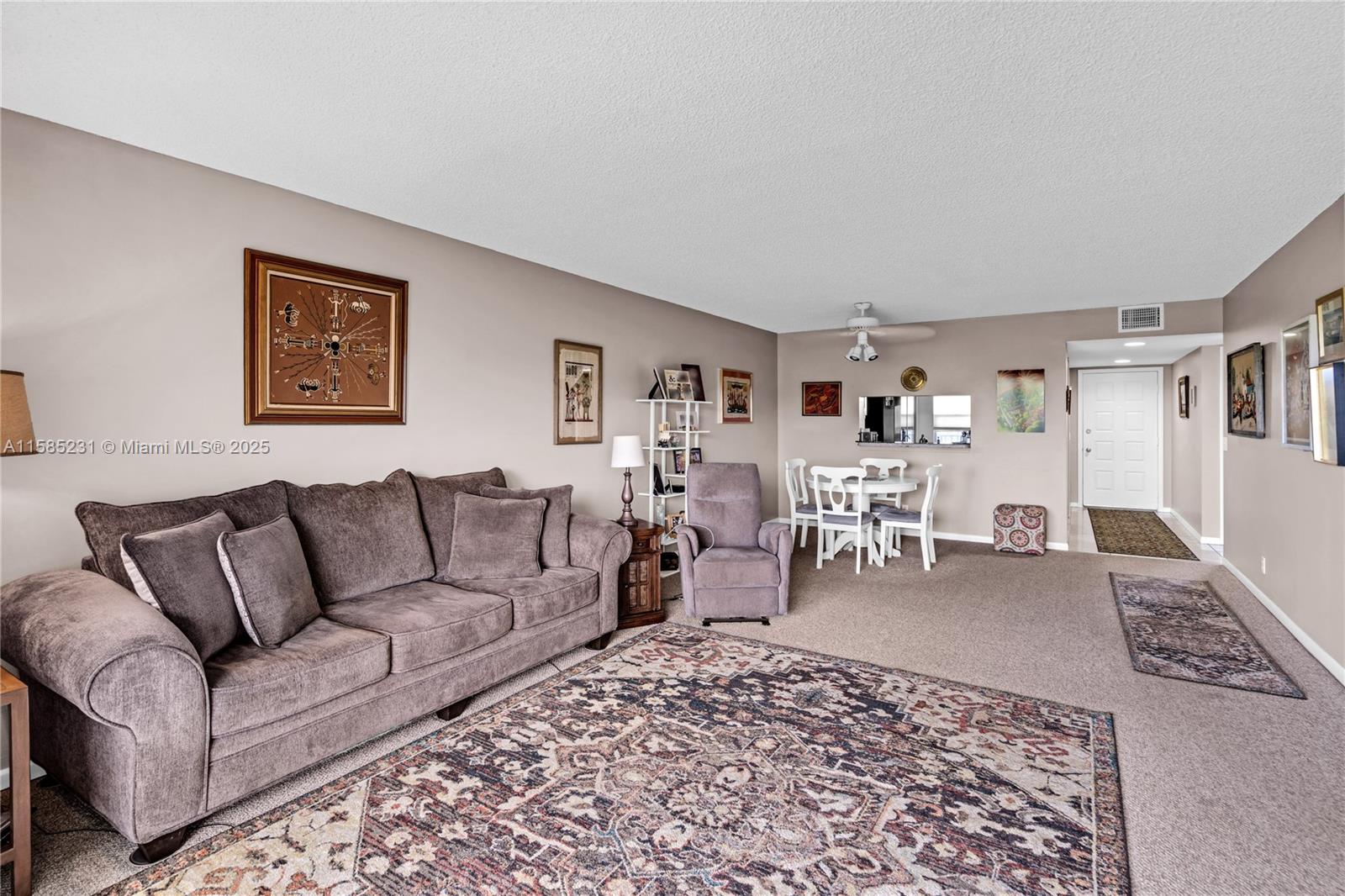 CAMBRIDGE ATCENTURYVILLAGE - Residential