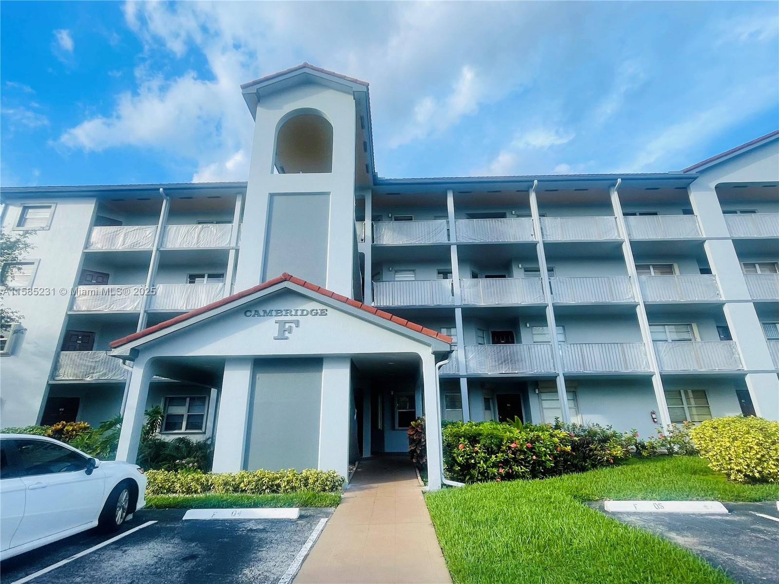 Property for Sale at 12701 Sw 13th St 406F, Pembroke Pines, Miami-Dade County, Florida - Bedrooms: 2 
Bathrooms: 2  - $245,000