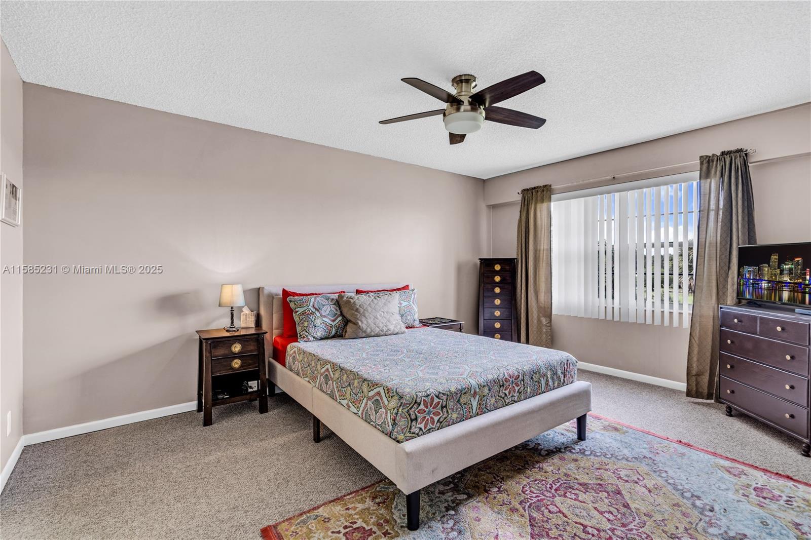 CAMBRIDGE ATCENTURYVILLAGE - Residential