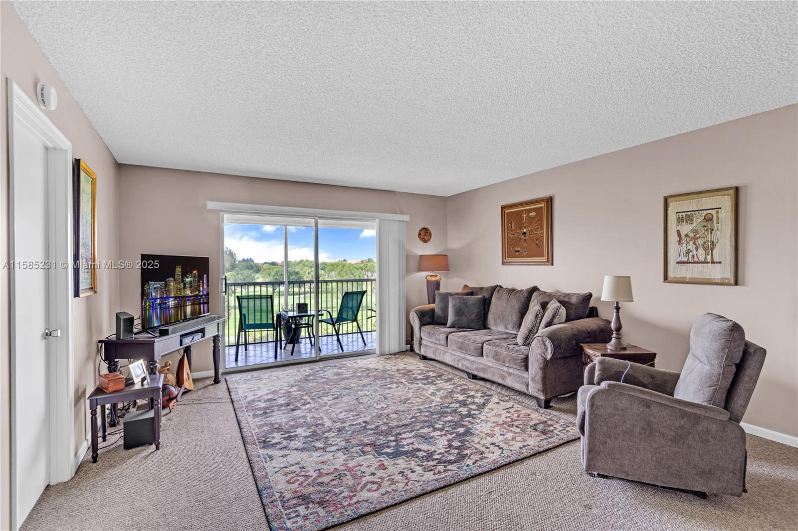 CAMBRIDGE ATCENTURYVILLAGE - Residential