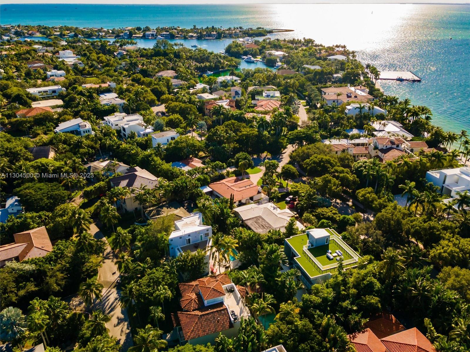 TROPICAL ISLE HOMES SUB 3 - Residential