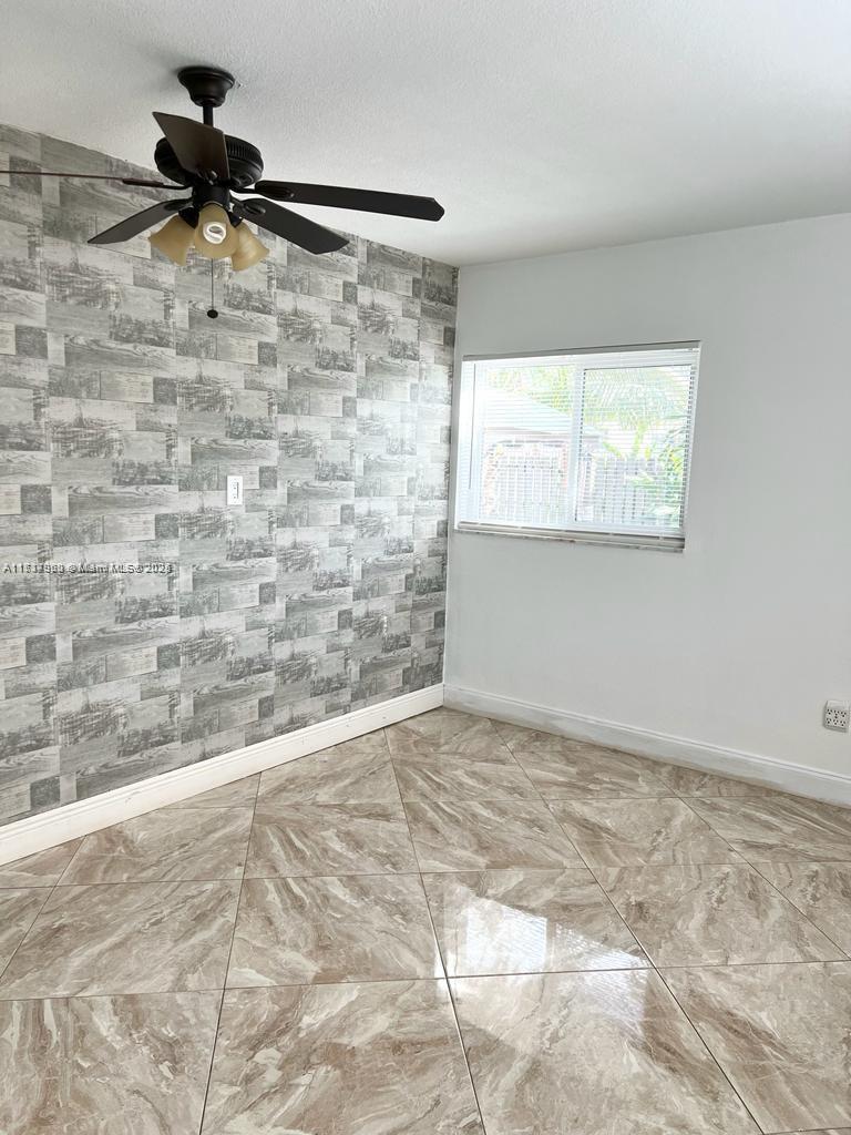 SANDALFOOT COVE SEC 7 AND - Residential Lease