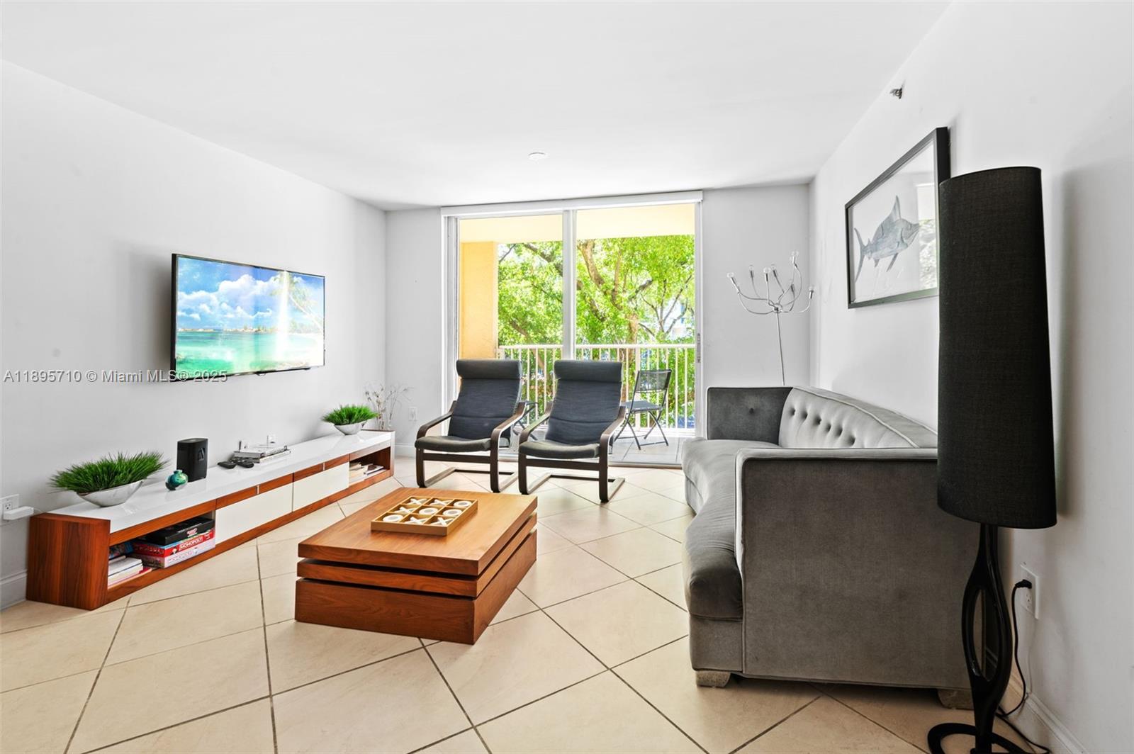 THE YACHT CLUB AT AVENTUR - Residential