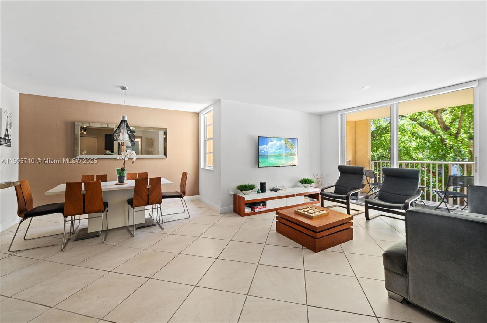 THE YACHT CLUB AT AVENTUR - Residential