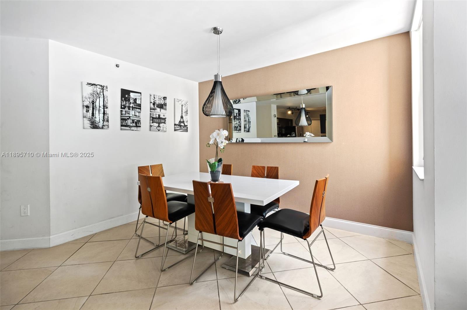 THE YACHT CLUB AT AVENTUR - Residential