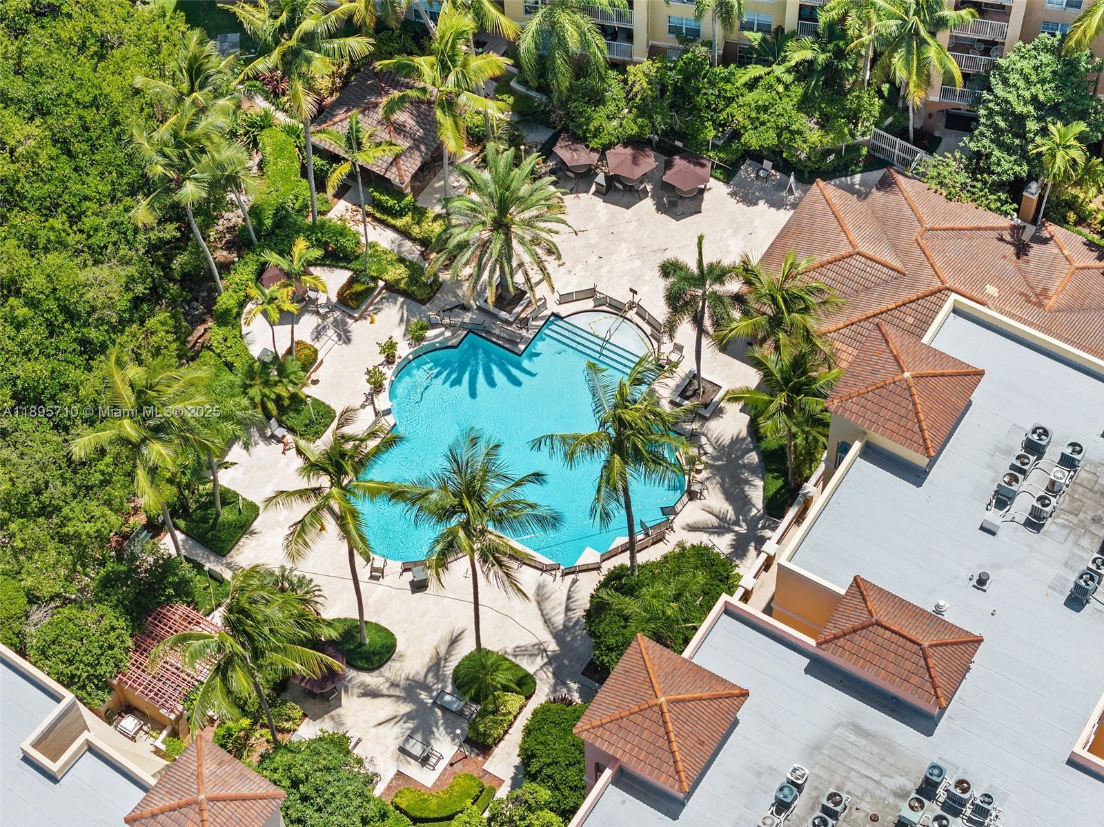 THE YACHT CLUB AT AVENTUR - Residential