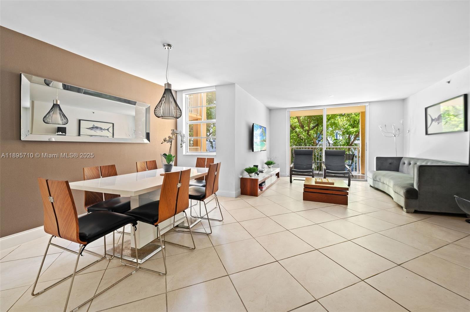 THE YACHT CLUB AT AVENTUR - Residential