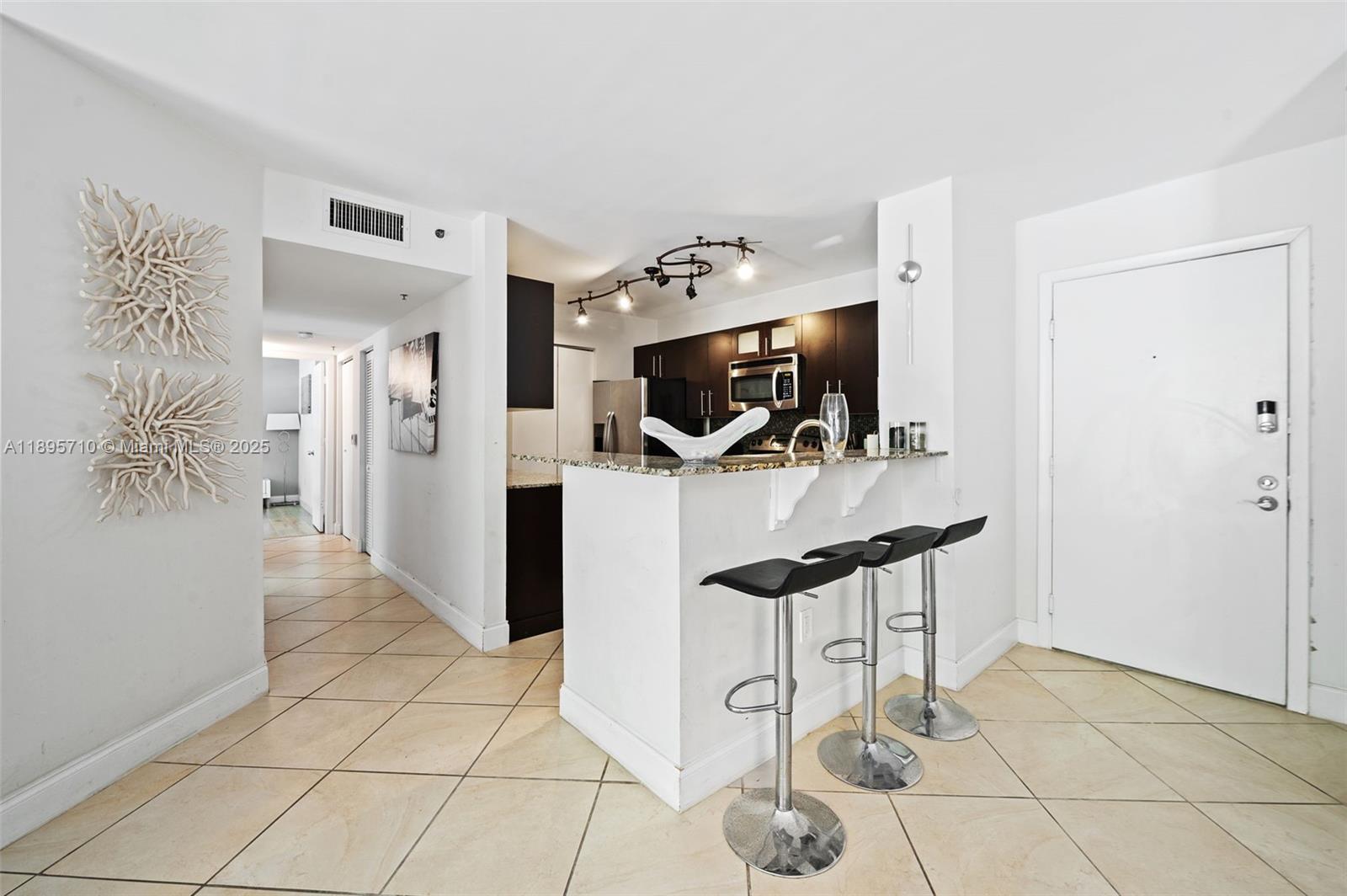 THE YACHT CLUB AT AVENTUR - Residential