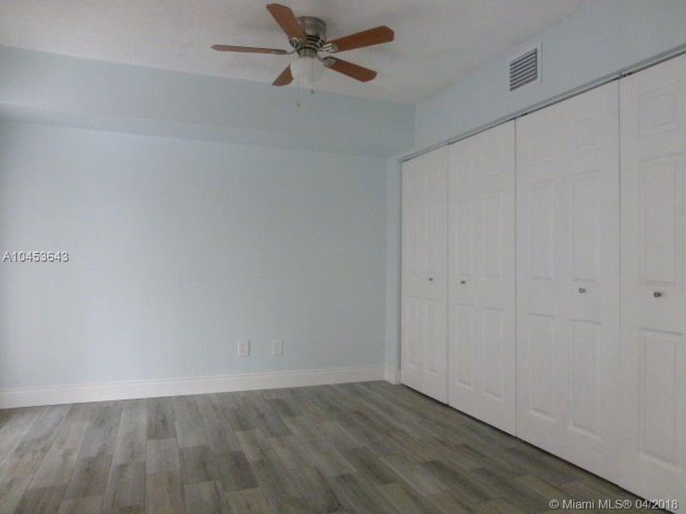 C H E ACRES - Residential