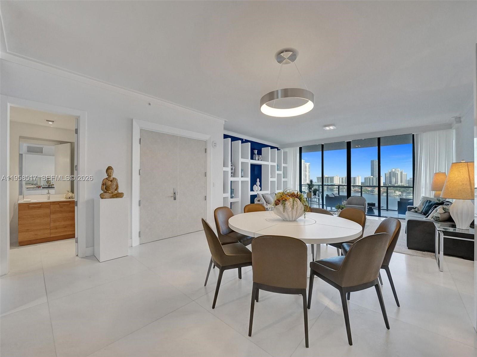 PRIVE CONDO - Residential