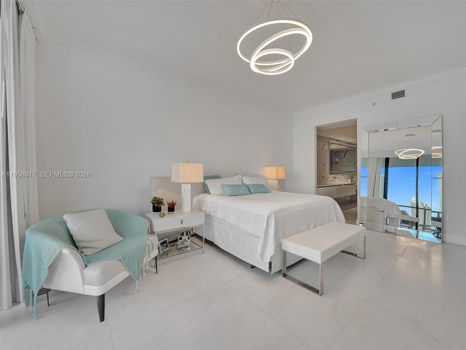 PRIVE CONDO - Residential
