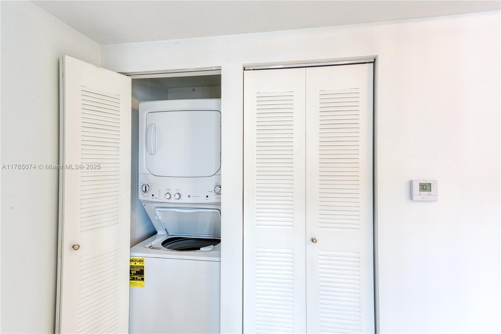 GASO CONDO - Residential