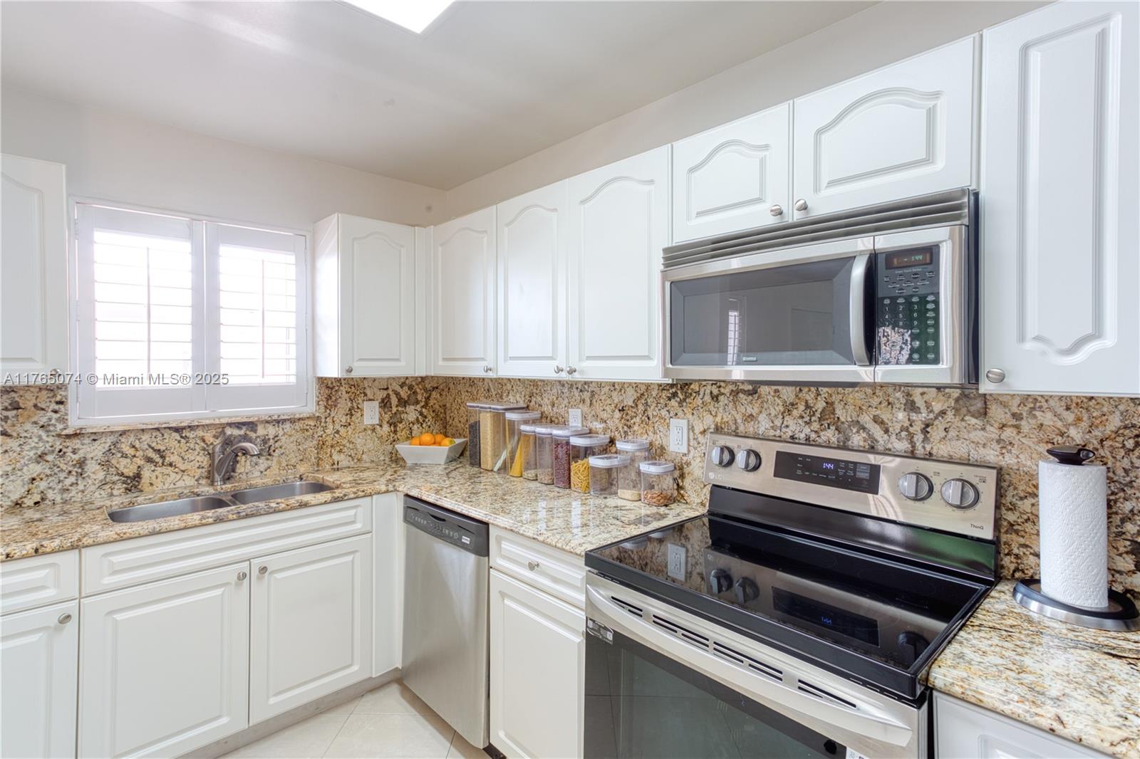 GASO CONDO - Residential